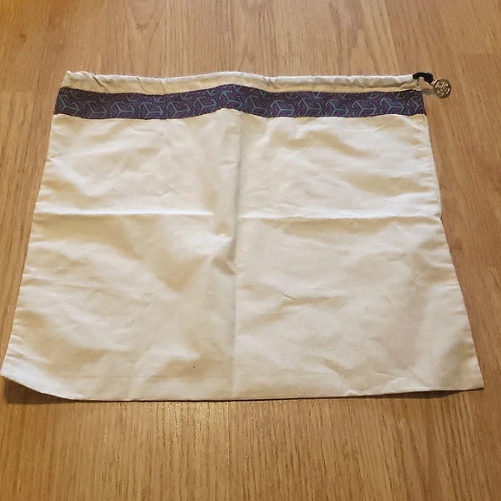 Tory Burch medium drawstring dust bag with Logo Charm 15×14